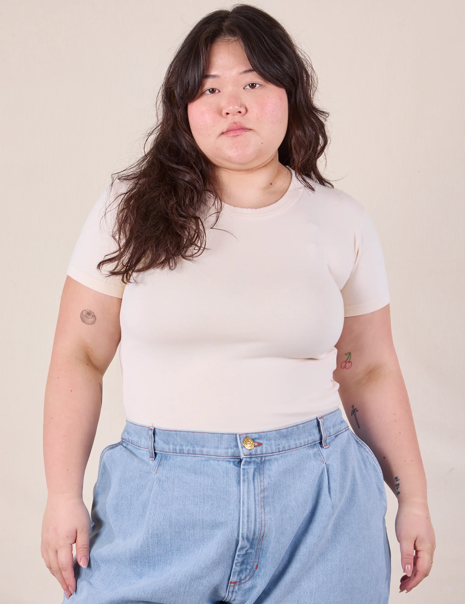 Baby Tee - Vintage Tee Off-White - Image 11