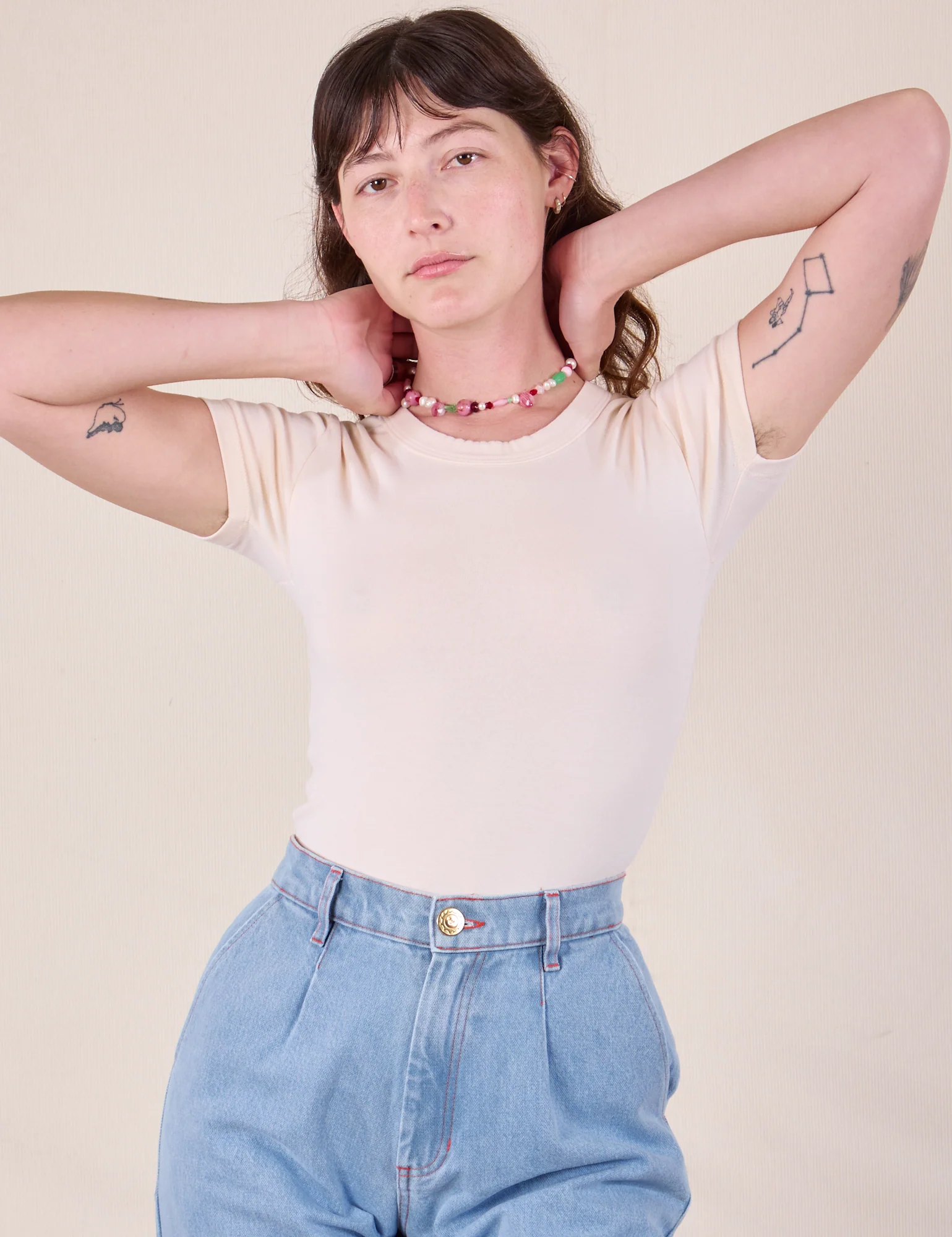 Baby Tee - Vintage Tee Off-White - Image 20