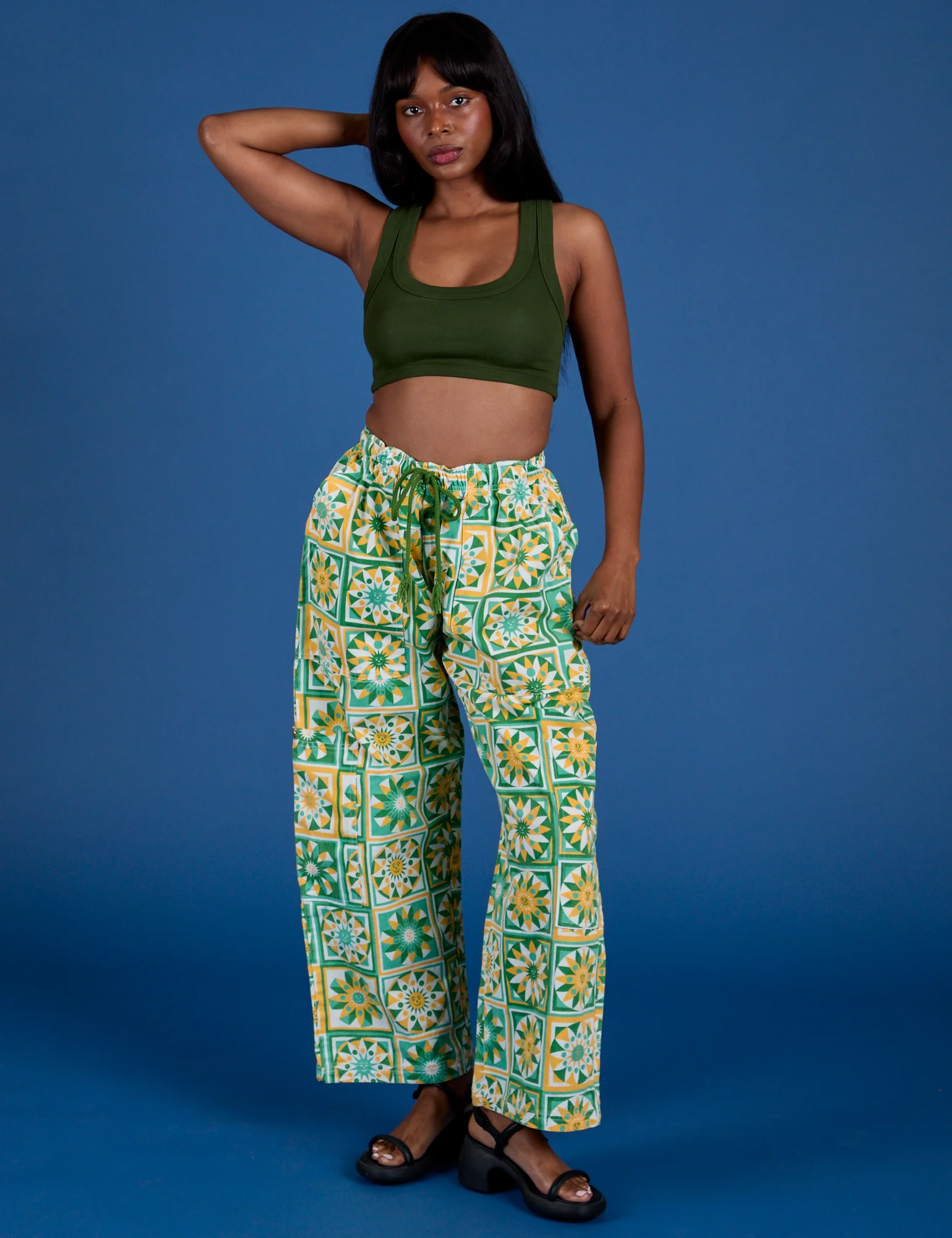 Drop Pocket Cargo Pants - Spring Quilt Print - Image 9
