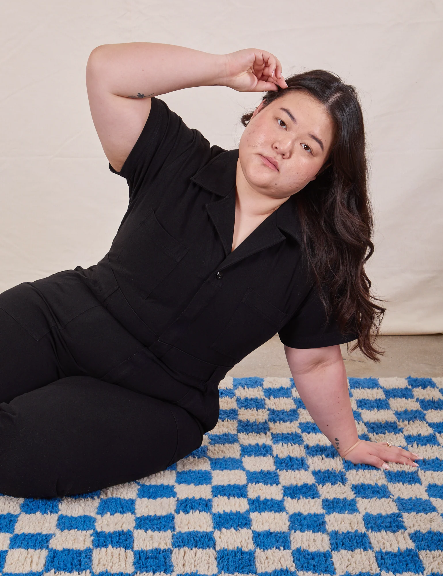 Petite Short Sleeve Jumpsuit - Basic Black - Image 20