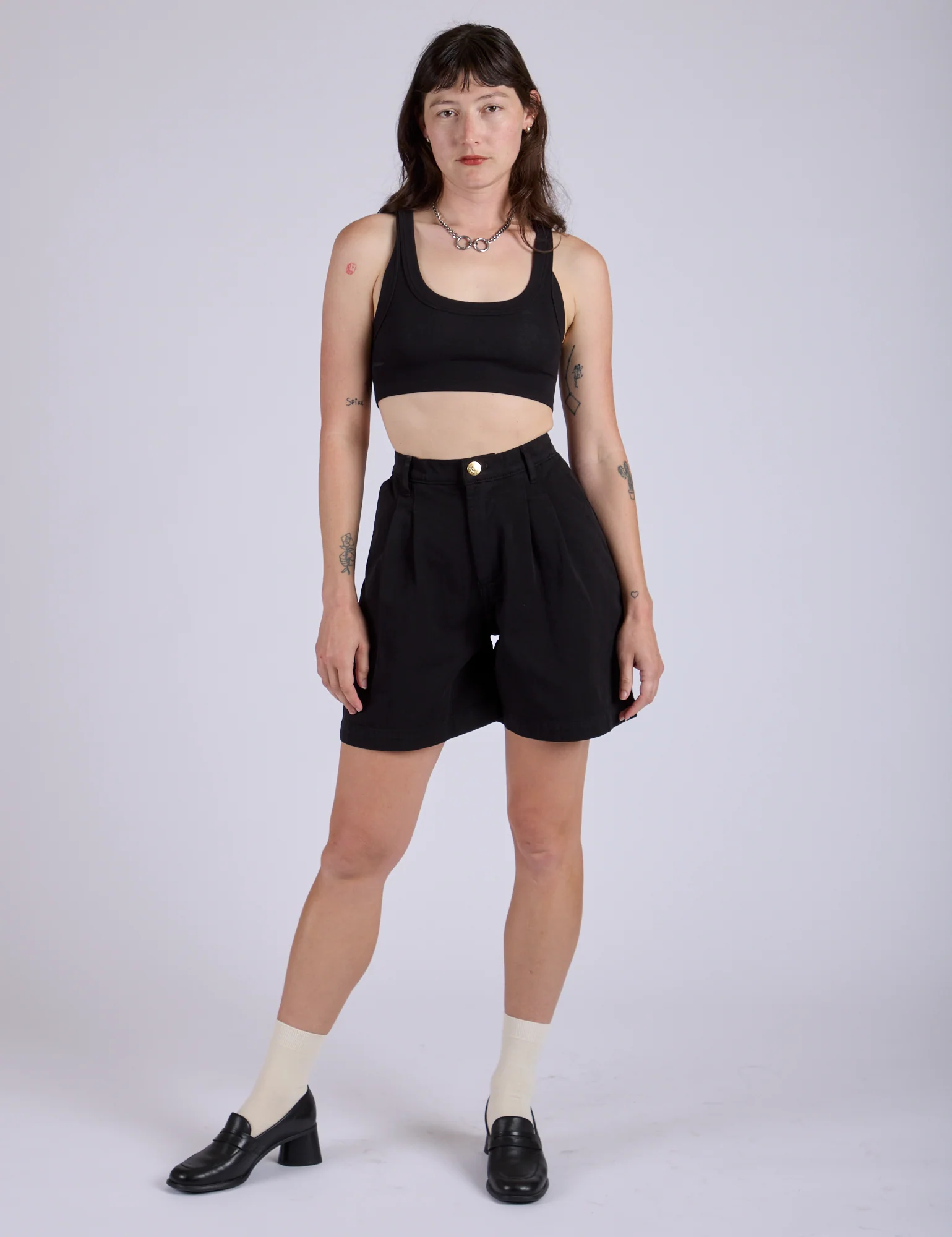 Pleated Trouser Shorts - Basic Black - Image 15
