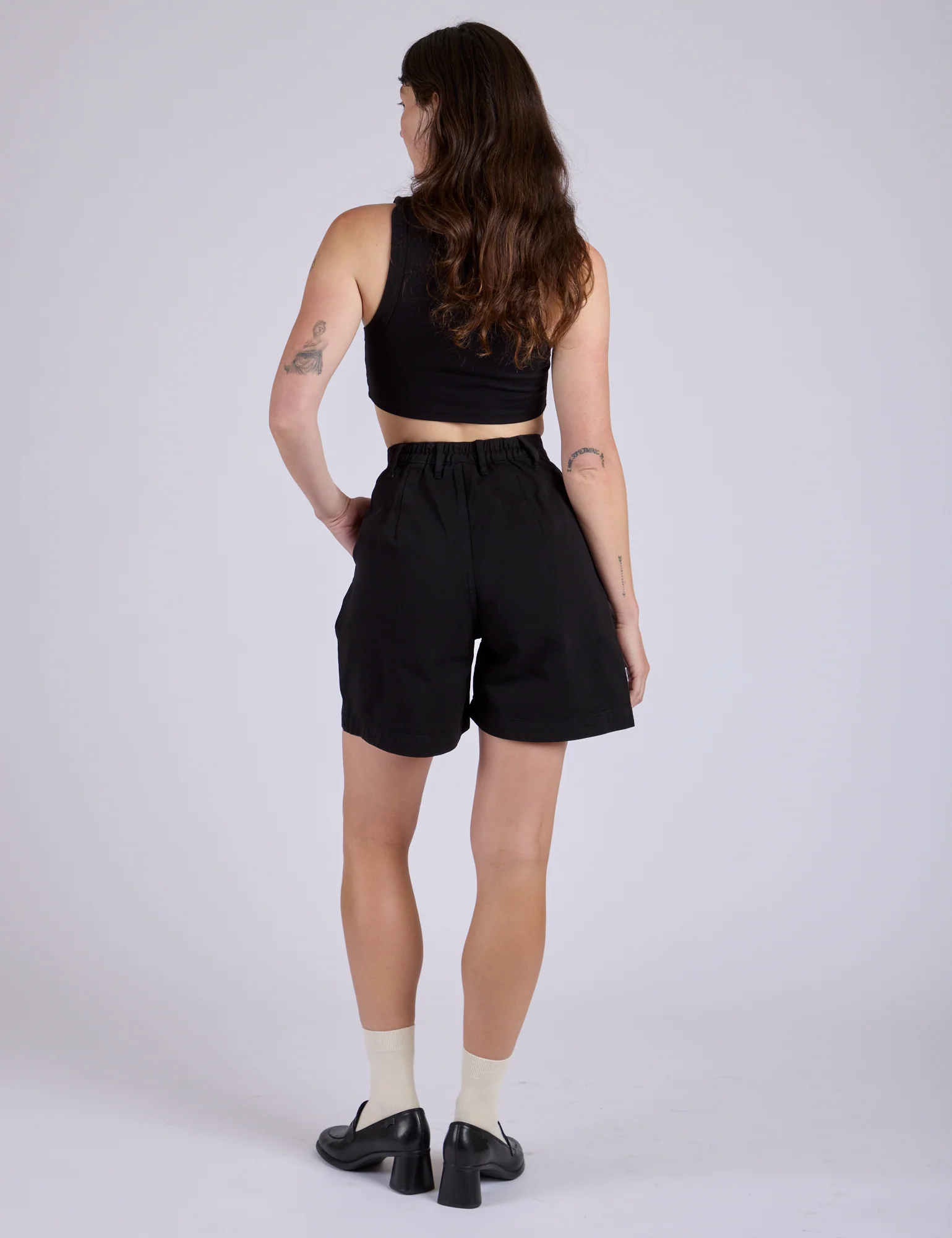 Pleated Trouser Shorts - Basic Black - Image 20