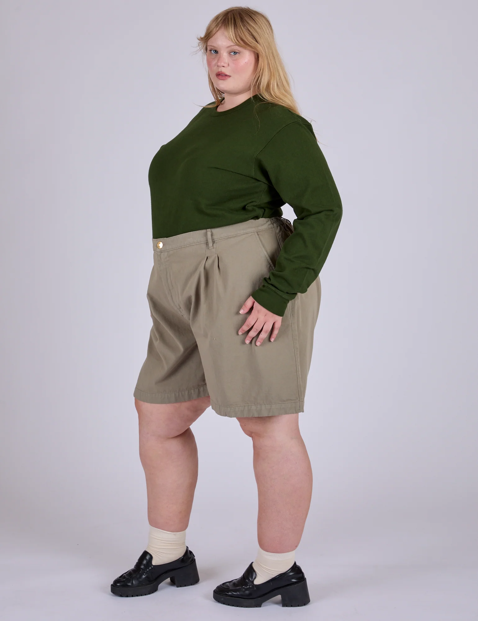 Pleated Trouser Shorts - Khaki Grey - Image 12