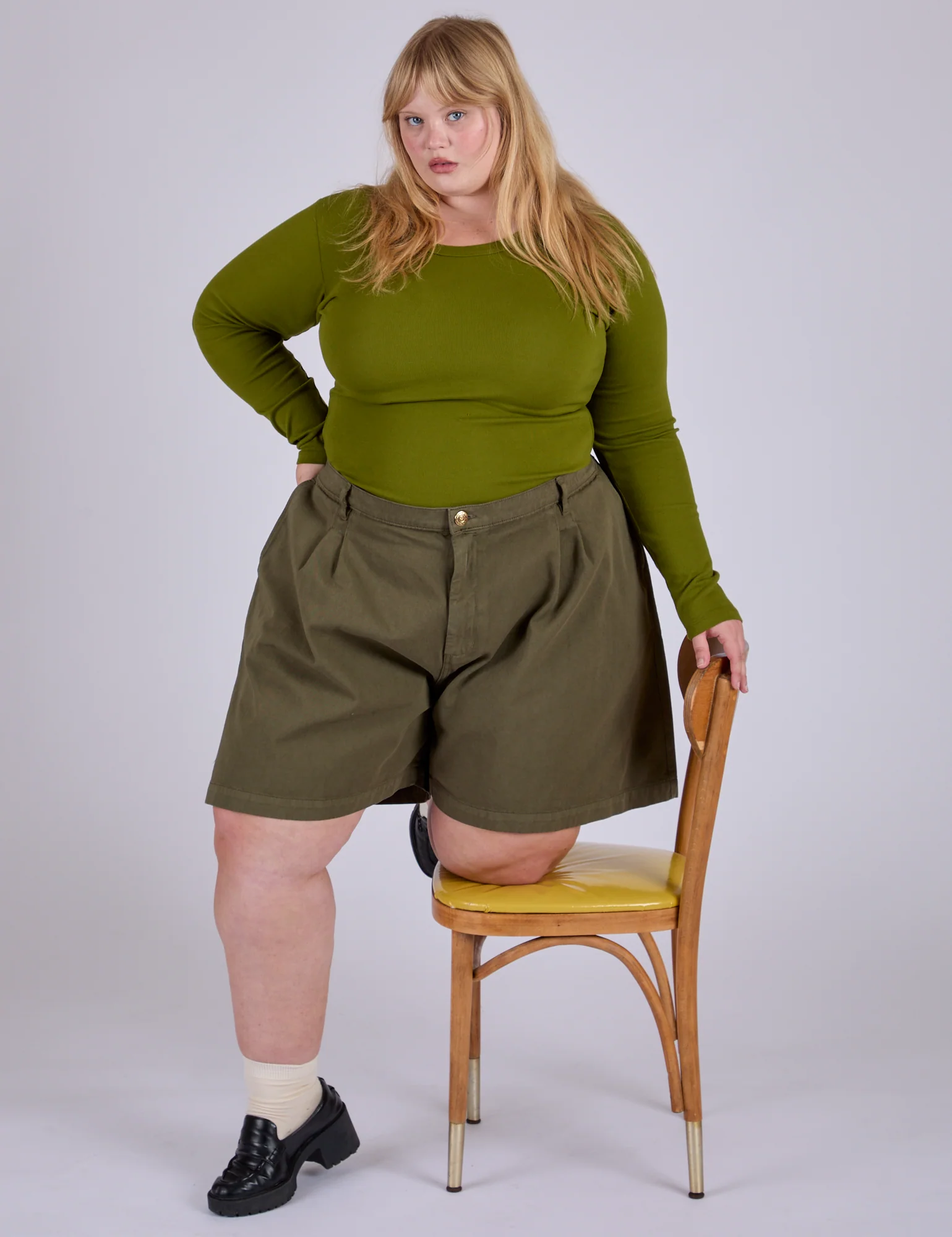 Pleated Trouser Shorts - Surplus Green - Image 15